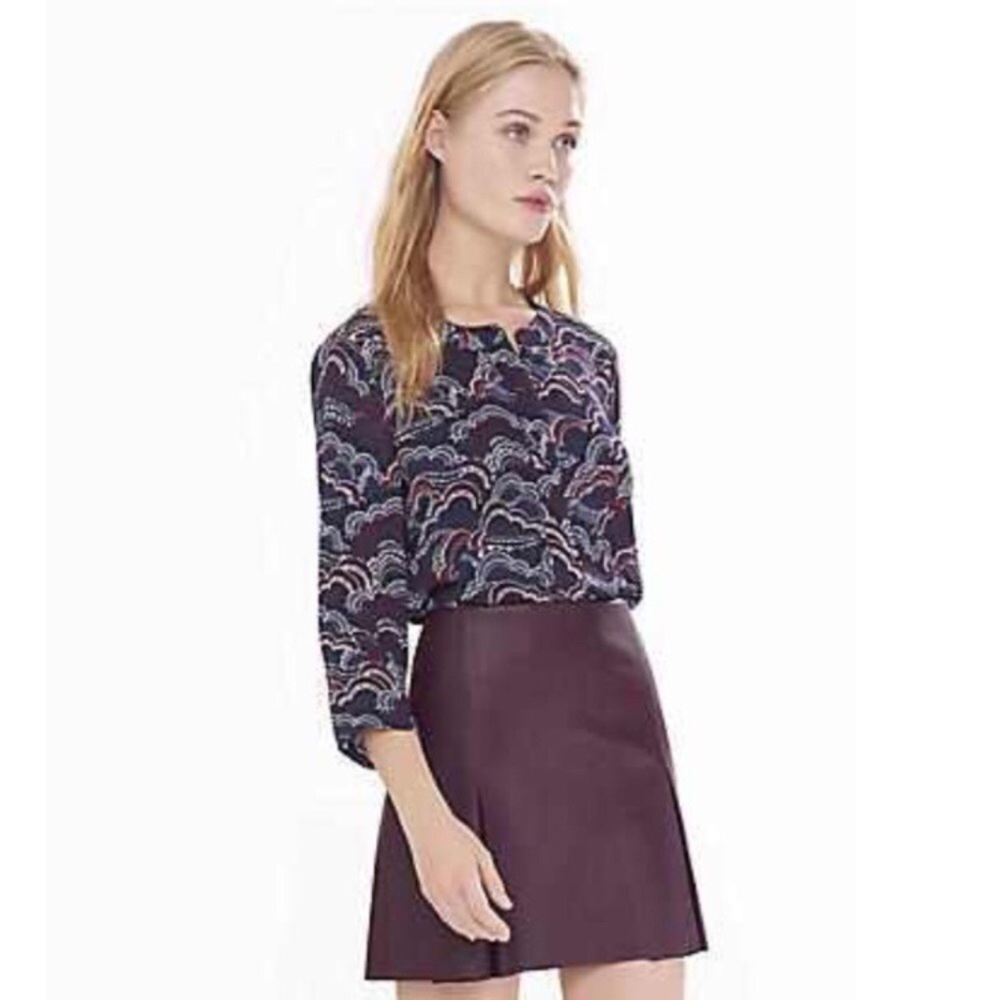 New Express Dark Blue & Burgundy Cloud Tunic Top M - Picture 1 of 7